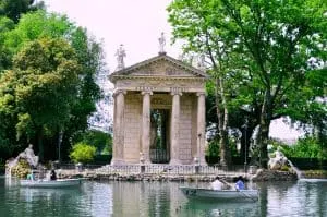 Borghese is one of the best parks in all of Rome. So charming and picturesque. 