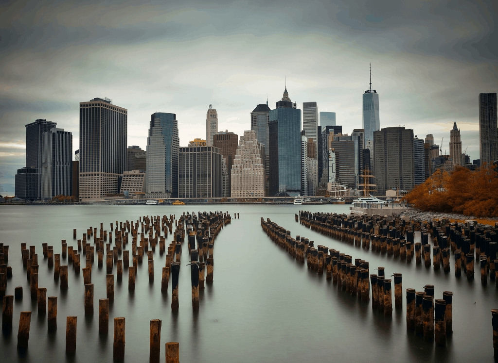 A view of the New York City skyline from Brooklyn Bridge Park. 