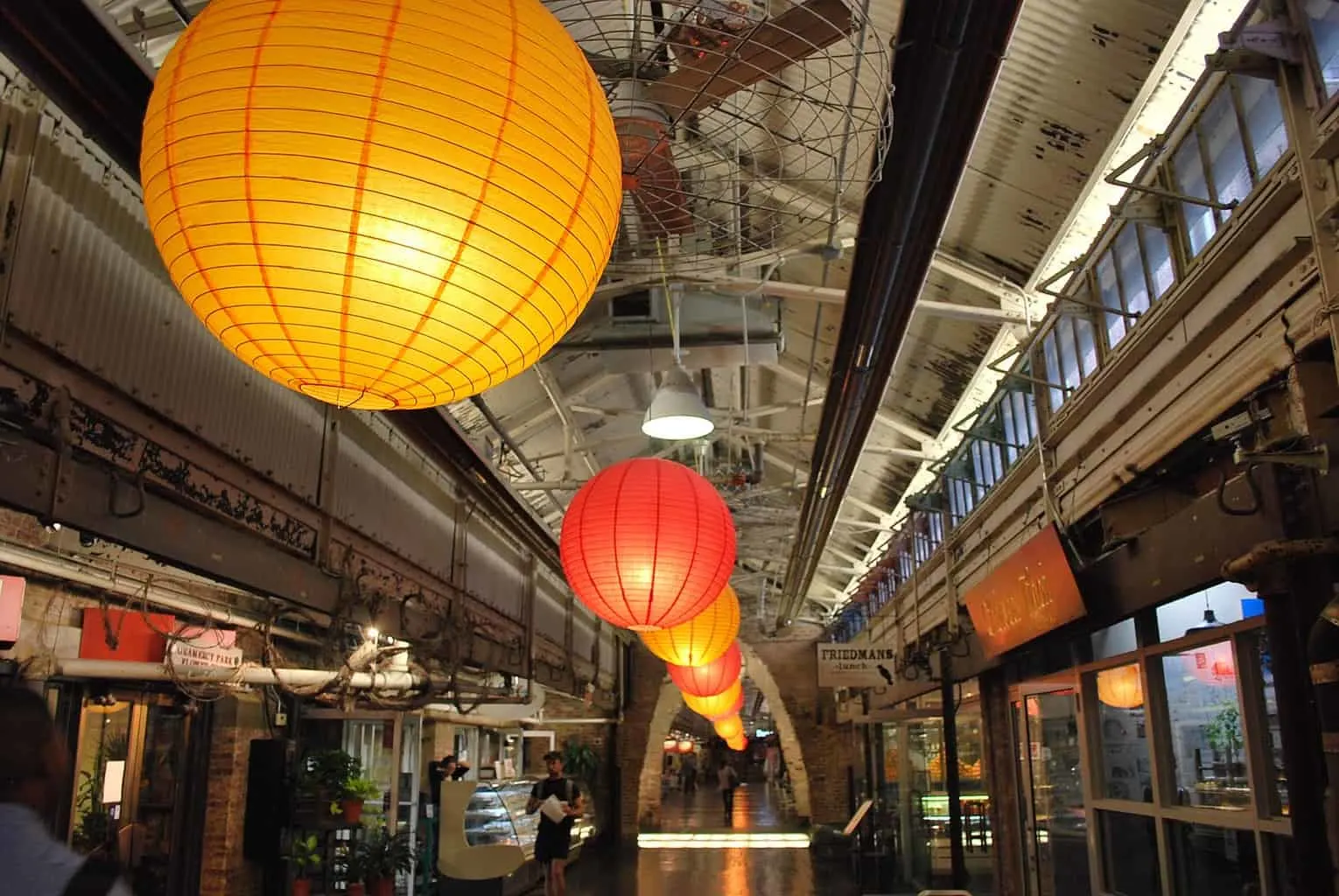 The beautiful, industrial feeling interior of Chelsea Market. 