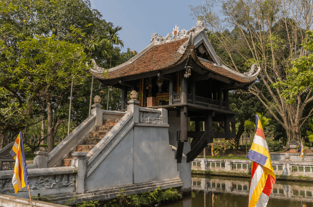 Hanoi's famous, One Pillar Pagoda is amazing to see and has a unique story behind it!