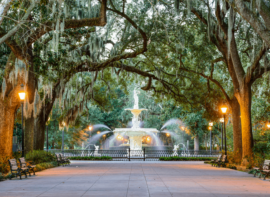 View of the fountain in Savannah during your New York to Florida road trip. 
