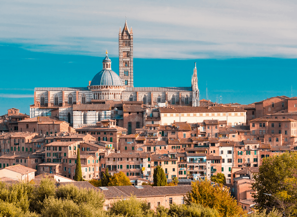 An aeiral view of the magical town of Siena in Italy. You can visit during one of the best wine tours from Rome. 