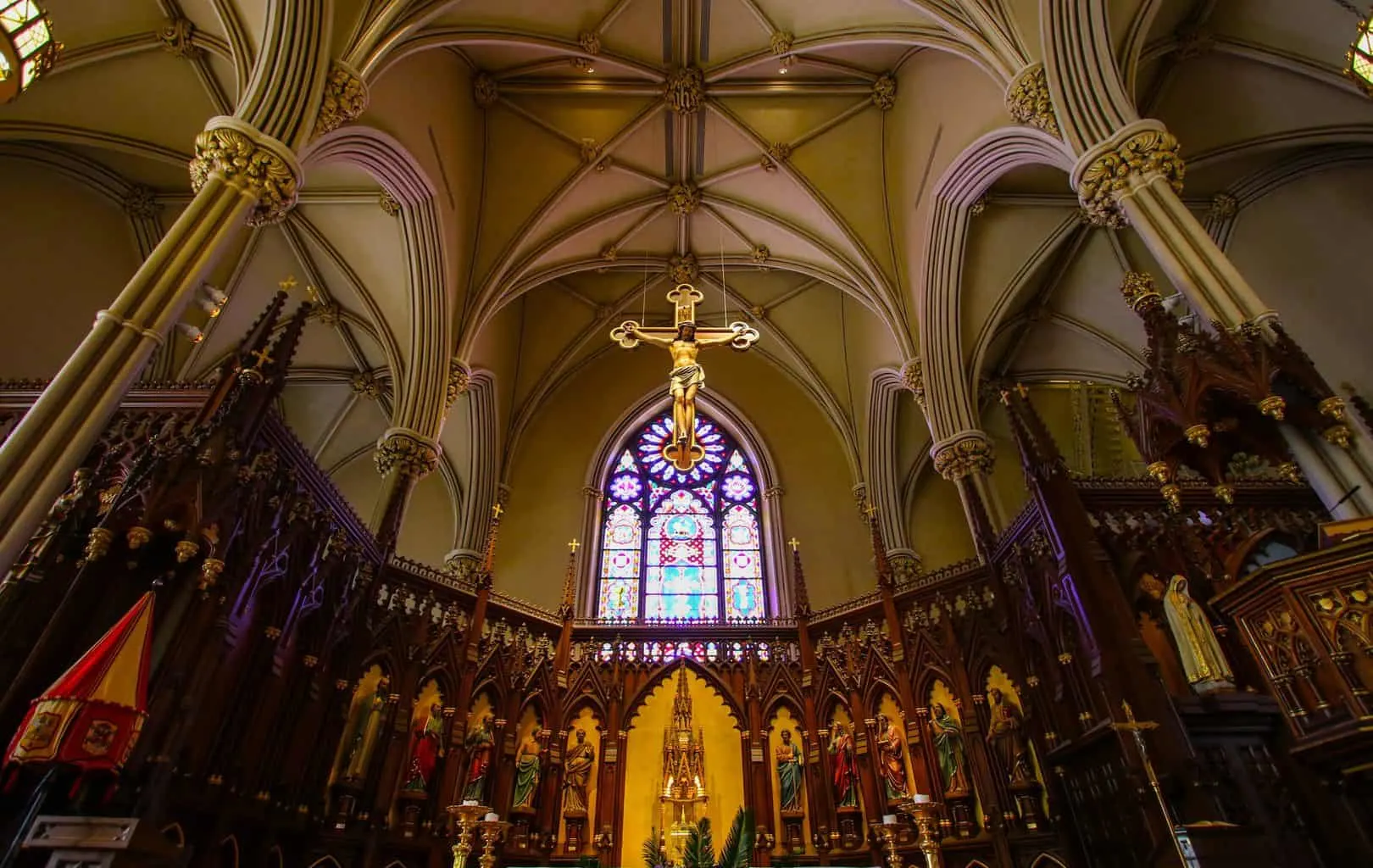 The magnificent interior of Old St.Patrick's Cathedral. 