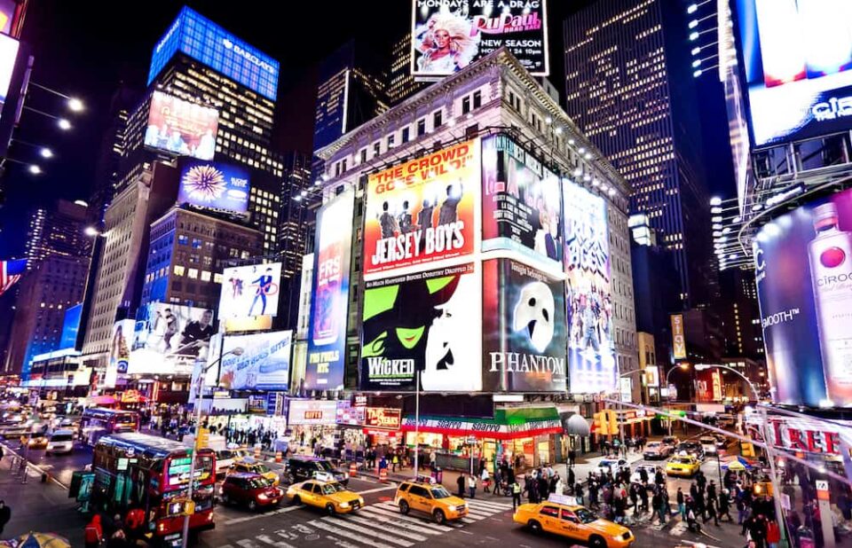 50+ Fun things to do in NYC at Night - A Local's Epic Guide