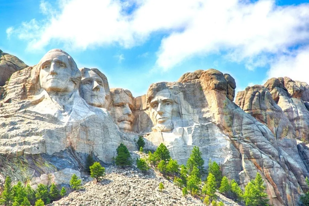 View of the incredible Mount Rushmore during your New York to Los Angeles road trip.