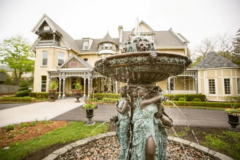Stunning, historic exterior of the Idlewyld Inn and Spa, the perfect spot for a couple getaway Ontario style. 