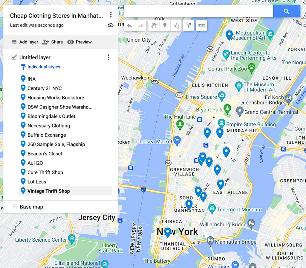 Map that has blue dots to represent the best cheap clothing stores in Manhattan. 