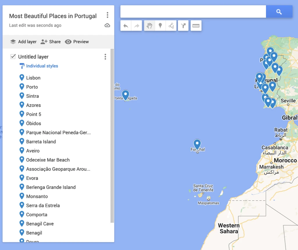 Map of the most beautiful places in Portugal with 18 blue dots to represent all the places. 