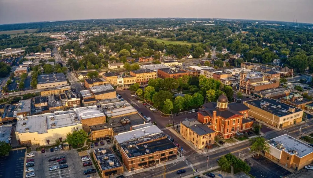 Aerial view of the buildings you can find in downtown Woodstock, Illinois. 