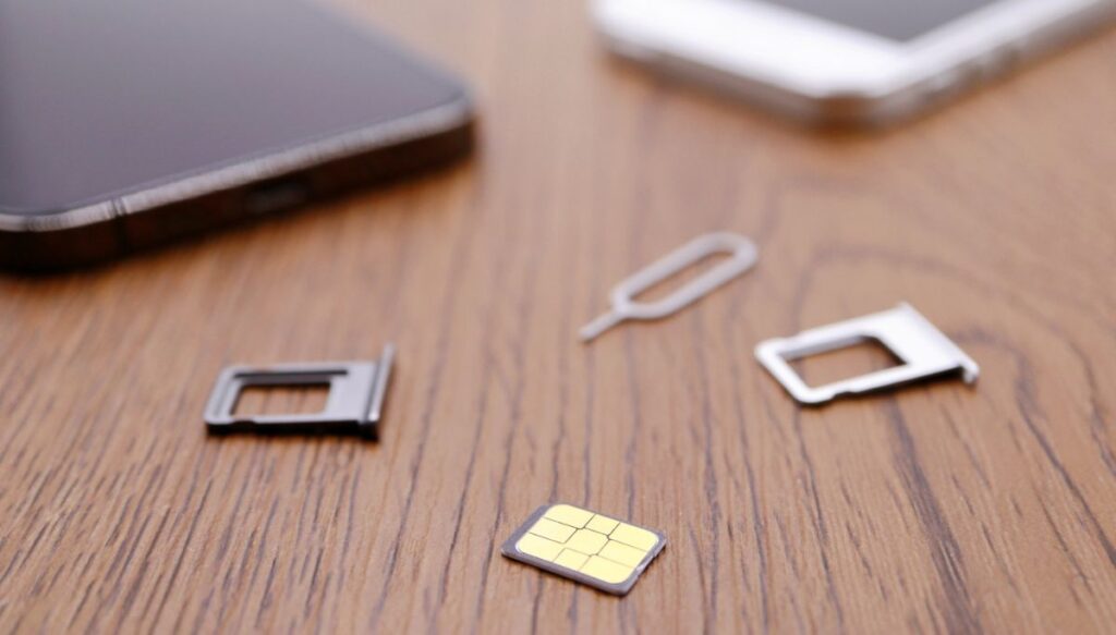 Game-Changing Travel Upgrades Giving Travelers More Freedom - Girl With ...